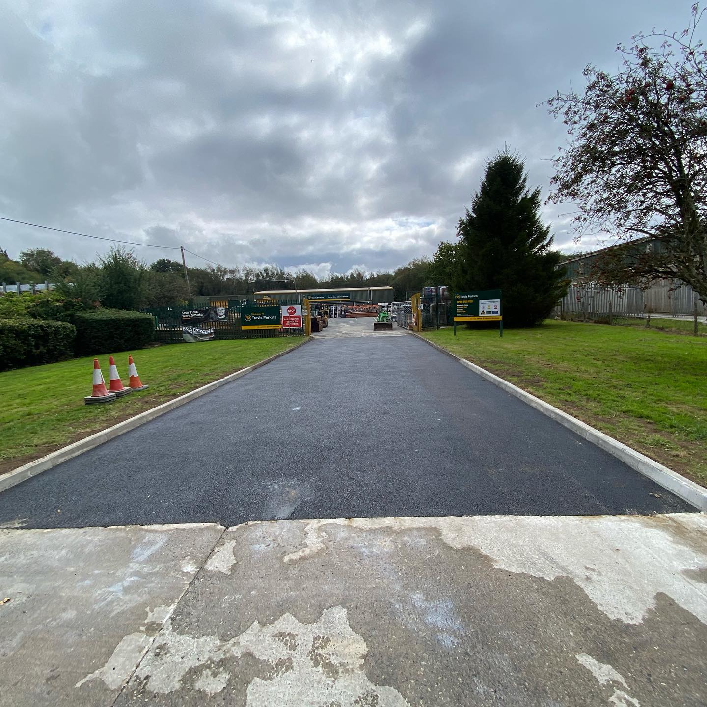 Commercial Tarmac Driveway in Cornwall Travis Perkins